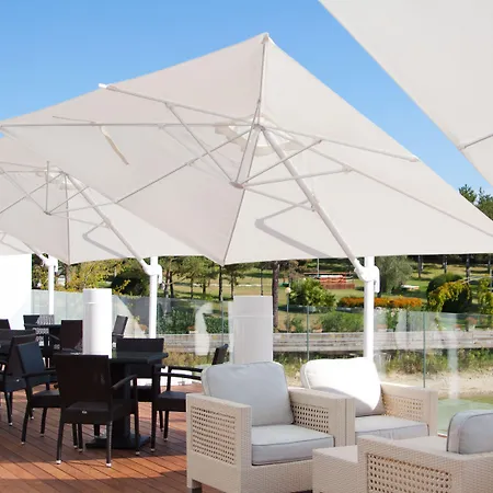 Villaggio La Pescaccia ホテル