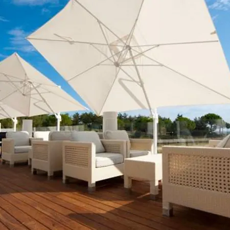 Villaggio La Pescaccia 호텔
