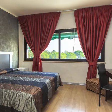 Villaggio La Pescaccia Hotel 2*