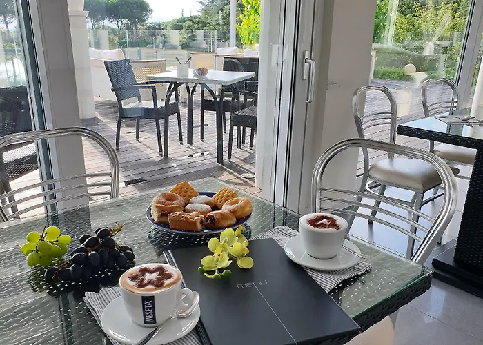 Villaggio La Pescaccia 호텔 산클레멘테