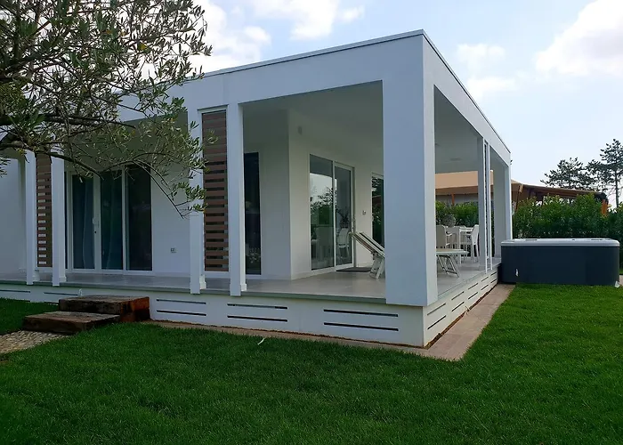 Villaggio La Pescaccia 호텔 2*